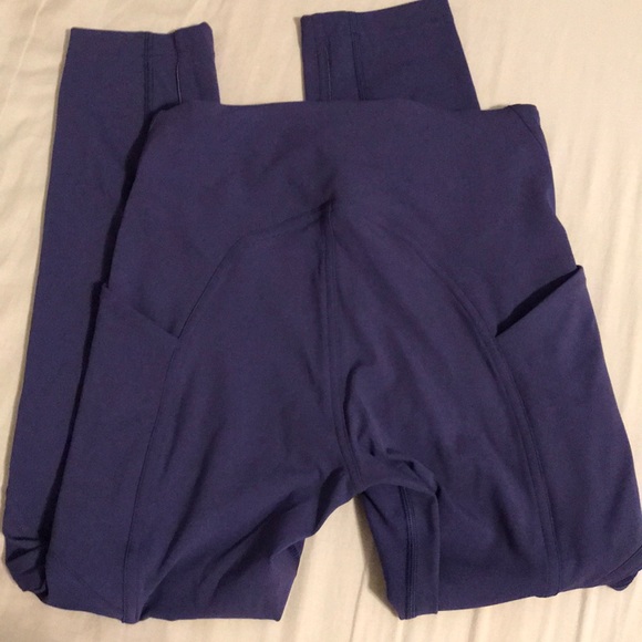 Lululemon lead the pack crop Stoney grape - Picture 7 of 8